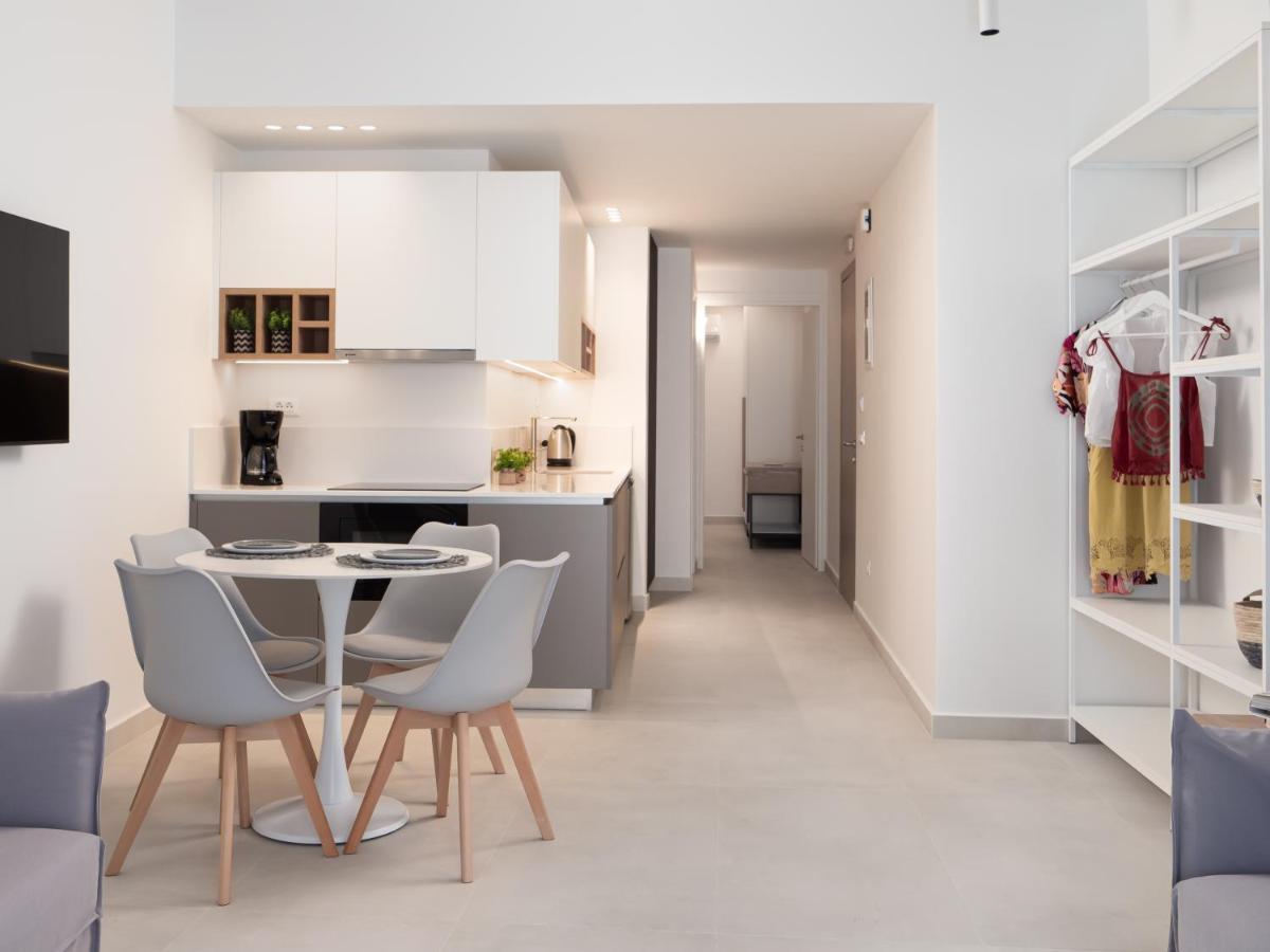 The H Experience - Eclectic Spacious Apartment Near Venetian Castle - 1 Heraklion  Exterior photo