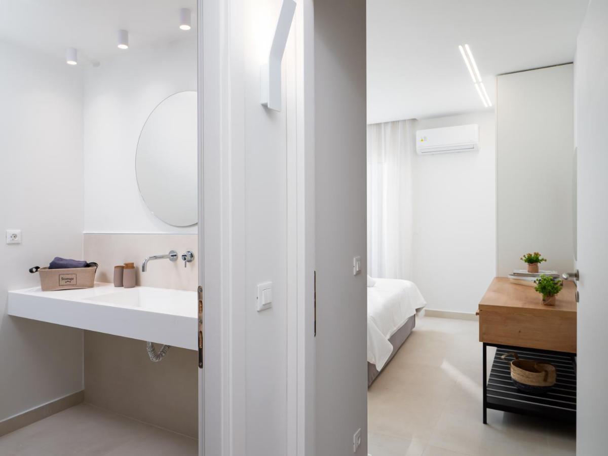 The H Experience - Eclectic Spacious Apartment Near Venetian Castle - 1 Heraklion  Exterior photo