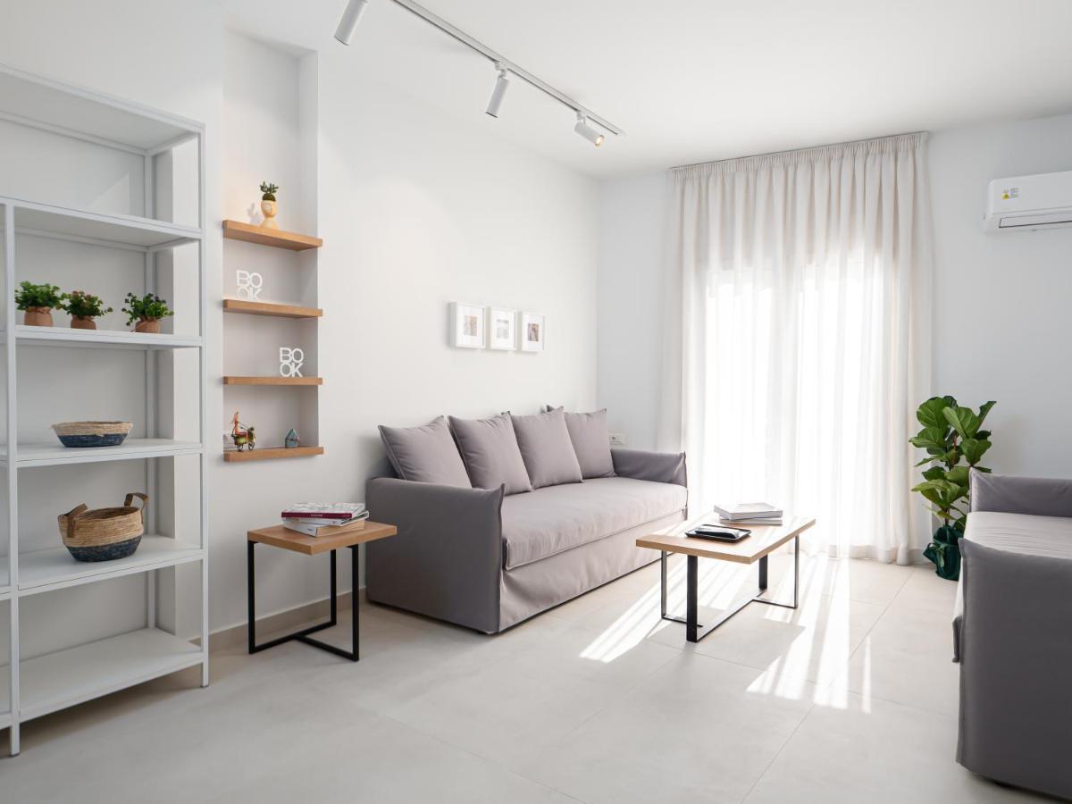 The H Experience - Eclectic Spacious Apartment Near Venetian Castle - 1 Heraklion  Exterior photo