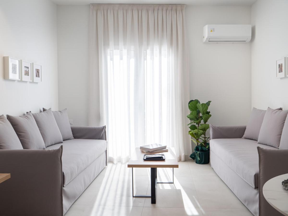 The H Experience - Eclectic Spacious Apartment Near Venetian Castle - 1 Heraklion  Exterior photo